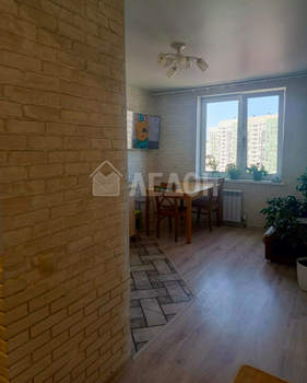 2-к квартира, вторичка, 59м2, 15/19 этаж