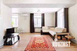 2-к квартира, вторичка, 63м2, 2/4 этаж