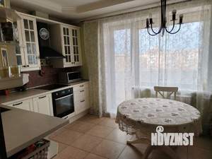 2-к квартира, вторичка, 65м2, 4/10 этаж