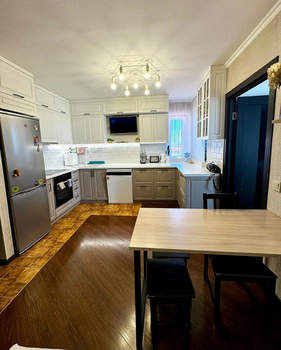 2-к квартира, вторичка, 50м2, 8/9 этаж