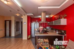 3-к квартира, вторичка, 99м2, 14/14 этаж