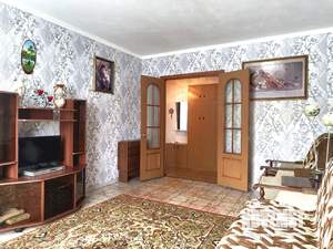 2-к квартира, вторичка, 51м2, 1/10 этаж