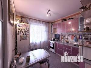 3-к квартира, вторичка, 63м2, 6/9 этаж