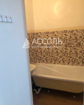 Студия квартира, вторичка, 33м2, 10/10 этаж