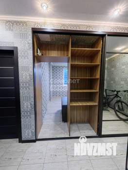 2-к квартира, вторичка, 63м2, 10/17 этаж