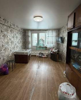 3-к квартира, вторичка, 64м2, 5/5 этаж