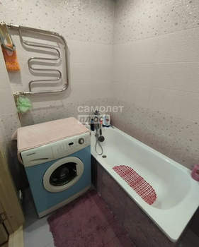2-к квартира, вторичка, 46м2, 8/9 этаж