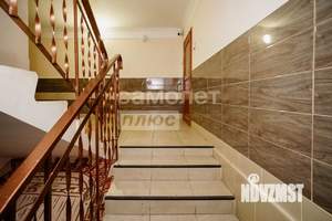 3-к квартира, вторичка, 70м2, 1/10 этаж