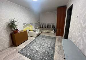 2-к квартира, вторичка, 43м2, 1/9 этаж