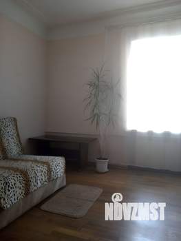 3-к квартира, вторичка, 68м2, 1/2 этаж