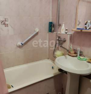 2-к квартира, вторичка, 46м2, 3/5 этаж