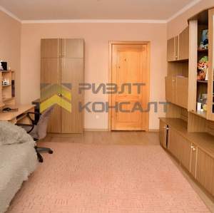 2-к квартира, вторичка, 60м2, 10/10 этаж