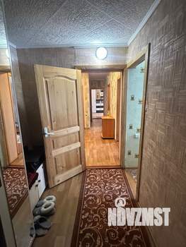 3-к квартира, вторичка, 63м2, 1/1 этаж