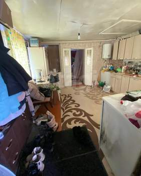 3-к квартира, вторичка, 55м2, 1/1 этаж