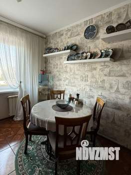 3-к квартира, вторичка, 64м2, 9/9 этаж