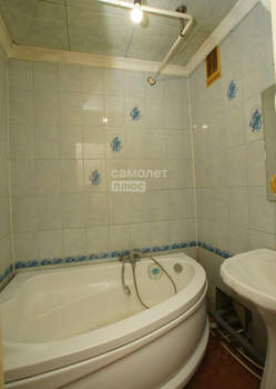 3-к квартира, вторичка, 63м2, 6/9 этаж