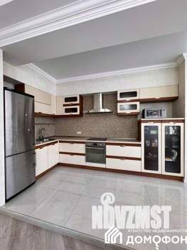 3-к квартира, вторичка, 142м2, 3/10 этаж