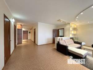 3-к квартира, вторичка, 103м2, 3/9 этаж