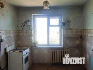 3-к квартира, вторичка, 50м2, 9/9 этаж