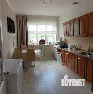 2-к квартира, вторичка, 68м2, 1/18 этаж