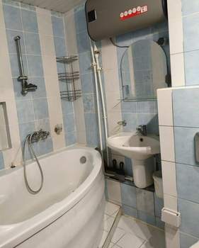 3-к квартира, вторичка, 63м2, 1/10 этаж