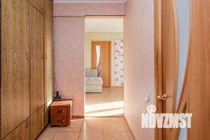 4-к квартира, вторичка, 59м2, 5/5 этаж