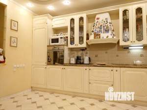 4-к квартира, вторичка, 141м2, 8/9 этаж