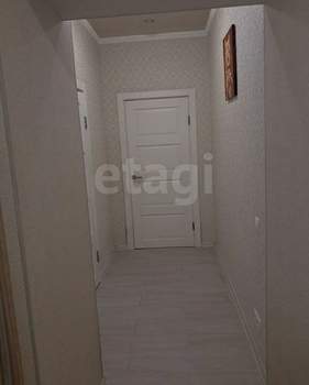 2-к квартира, вторичка, 56м2, 8/17 этаж