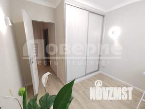 4-к квартира, вторичка, 100м2, 1/9 этаж