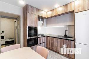 3-к квартира, вторичка, 63м2, 1/9 этаж