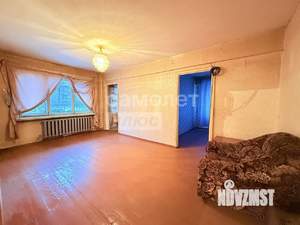 3-к квартира, вторичка, 49м2, 1/5 этаж