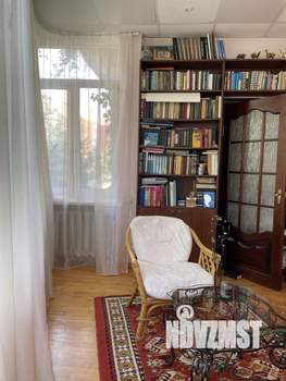 5-к квартира, вторичка, 180м2, 2/4 этаж