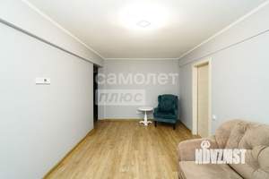 3-к квартира, вторичка, 58м2, 3/5 этаж