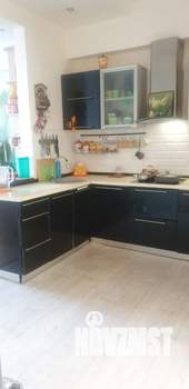 3-к квартира, вторичка, 100м2, 2/5 этаж