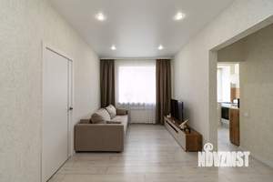 2-к квартира, вторичка, 40м2, 1/5 этаж