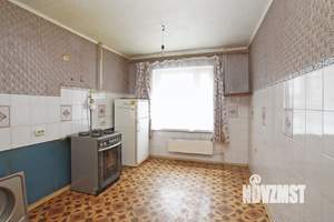 3-к квартира, вторичка, 63м2, 1/9 этаж