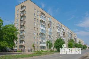 2-к квартира, вторичка, 42м2, 1/9 этаж