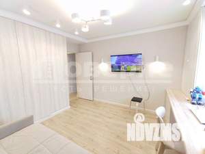 4-к квартира, вторичка, 100м2, 1/9 этаж