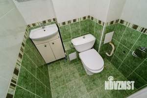 2-к квартира, вторичка, 60м2, 1/10 этаж