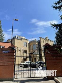 5-к квартира, вторичка, 180м2, 2/4 этаж