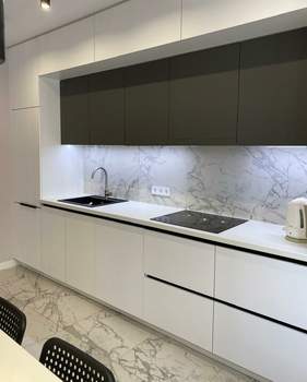 3-к квартира, вторичка, 90м2, 1/16 этаж