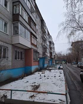 4-к квартира, вторичка, 59м2, 3/5 этаж