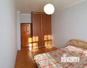 4-к квартира, вторичка, 89м2, 2/5 этаж