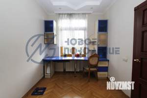 3-к квартира, вторичка, 65м2, 4/5 этаж