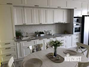 4-к квартира, вторичка, 130м2, 13/14 этаж