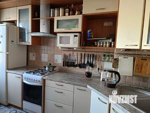 3-к квартира, вторичка, 65м2, 9/9 этаж