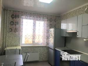 2-к квартира, вторичка, 57м2, 8/10 этаж