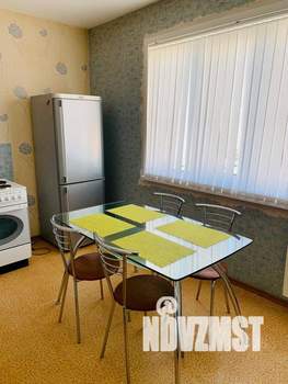 2-к квартира, вторичка, 67м2, 8/10 этаж