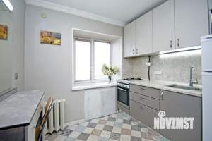 2-к квартира, вторичка, 39м2, 4/4 этаж