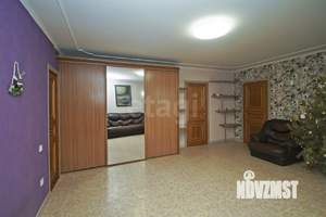 4-к квартира, вторичка, 119м2, 9/9 этаж